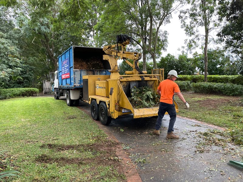 exceptional wood chipper images and services